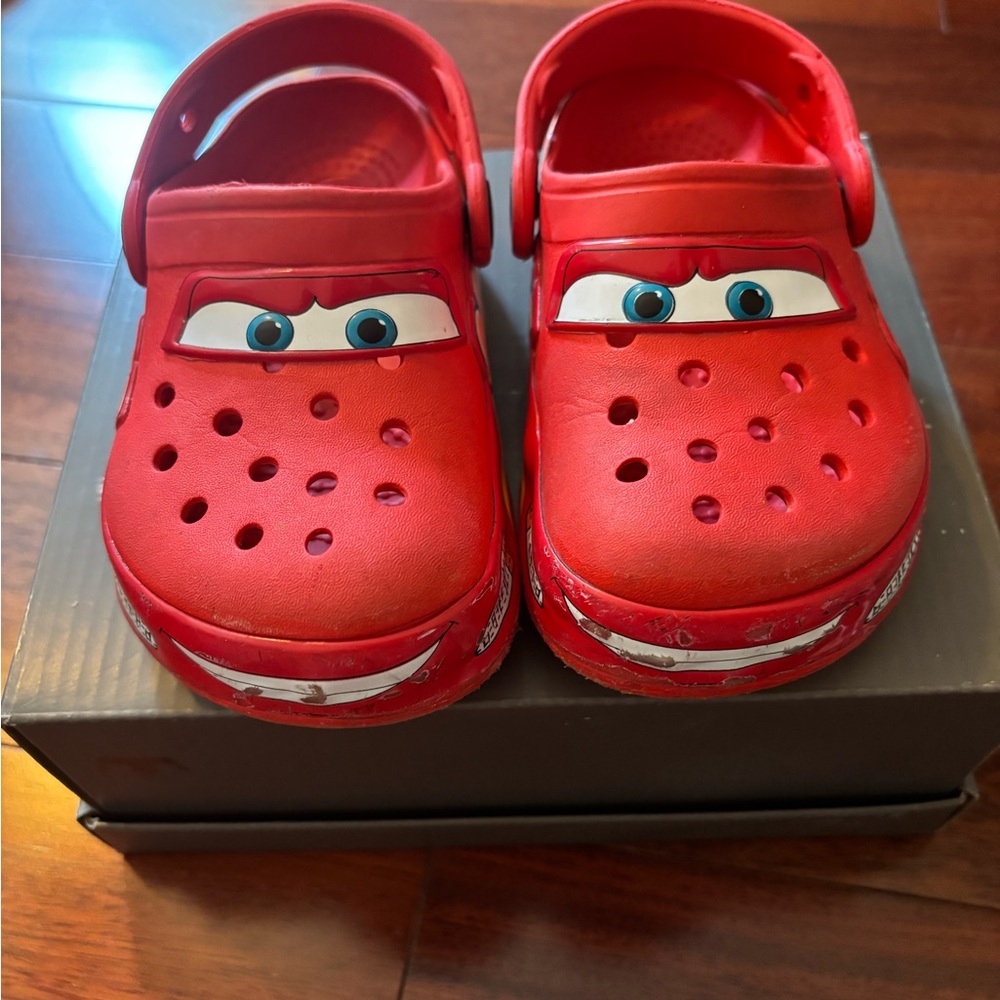 Lightning McQueen Light-Up Crocs - Sold Out Everywhere